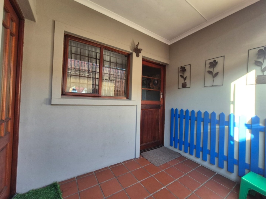 8 Bedroom Property for Sale in George South Western Cape